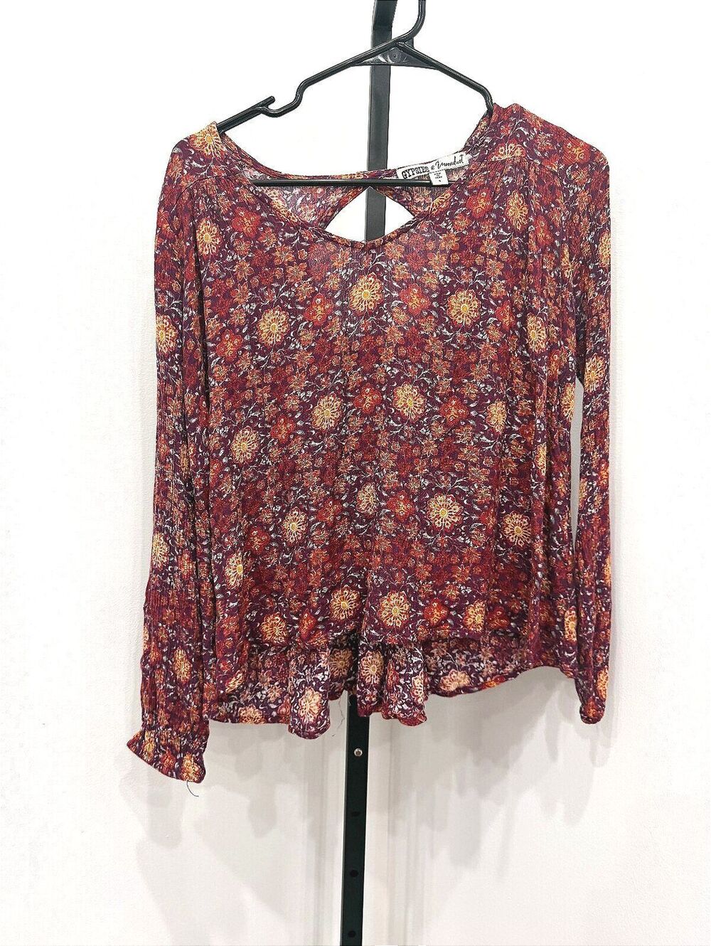 Gypsies & Moondust Women's Small Rayon Long Sleeve Floral Blouse